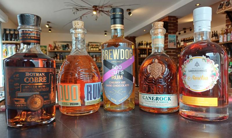 Trouver un Spiced Rhum, pour un cadeau de Noël, chez un caviste, à Luneray proche de Dieppe ?